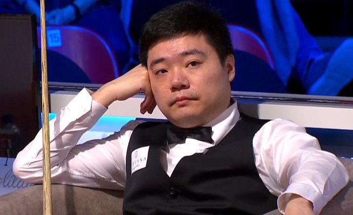 在等待观影区域，三星智能显示终端还可以设置娱乐营销区域，游戏、抽奖、体验、消费多屏互动，改变观众以往只在观影前十分钟走进电影院的消费习惯，让影院更富有活力